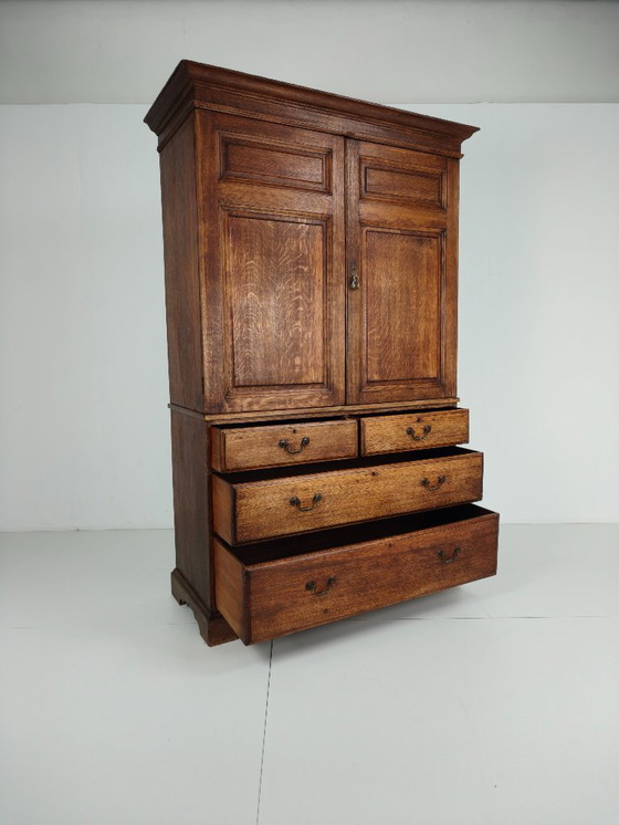 Image 1 of Antieke Howard & Son’s Berners Street Linnenkast – Licht Eiken, ca. 1880–1900