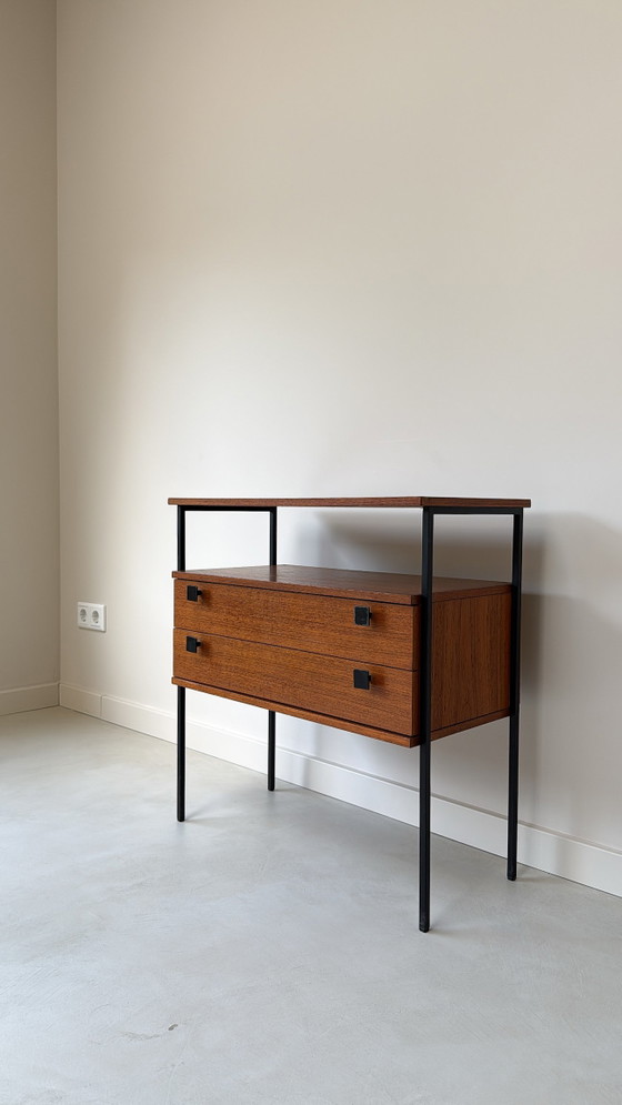 Image 1 of Vintage houten kast met 2 lades