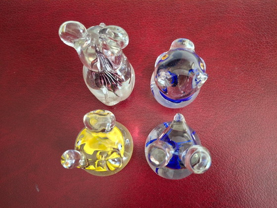 Set di 4 statuette di animali in vetro con inclusioni colorate, alte 9 cm. – Oggetti decorativi, Glass (photo 5 of 9)