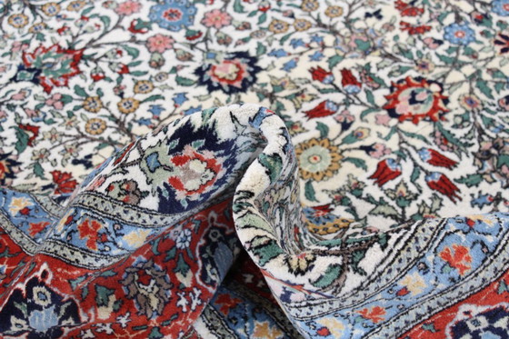 Image 1 of Tapis original noué à la main Hereke Laine Ancienne 335 x 232 cm