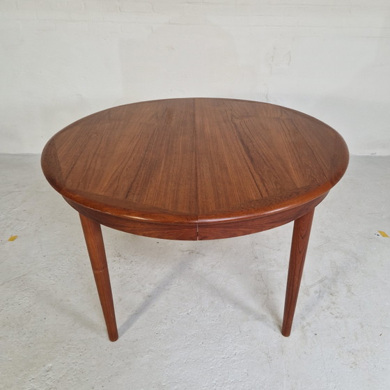 Image 1 of Tavolo da pranzo dal design danese vintage