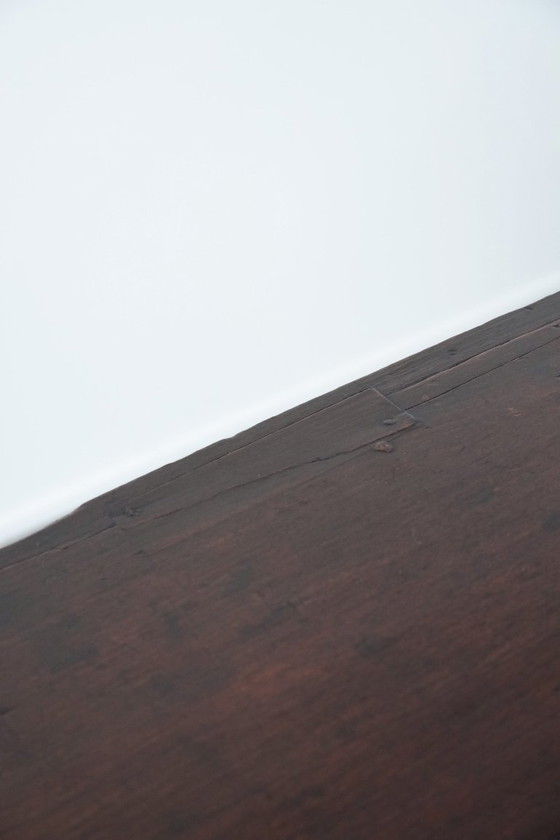 Image 1 of Antico mobile/cassettiera inglese in rovere dei primi anni del XIX secolo