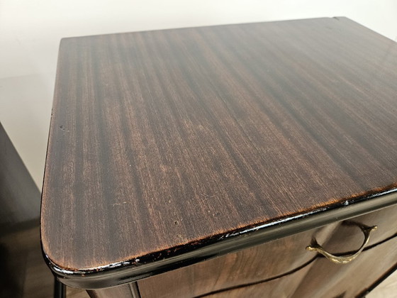 Coppia di comodini in mogano anni '50 con anta e cassetto, Legno, Metallo, Marrone, Vintage (foto 9 di 15)