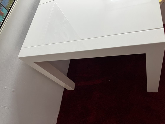 Image 1 of Mooie witte Bramante eettafel uitschuifbaar (tot 12 personen)