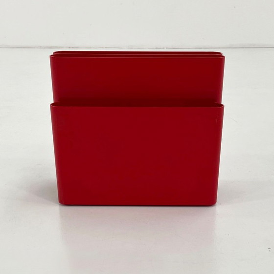 Rood Tijdschriftenrek van Giotto Stoppino voor Kartell, jaren 70 – Plastic (photo 3 of 6)