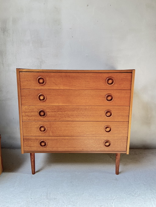 Danish Design Teak Veneer Chest of Drawers with 5 Drawers