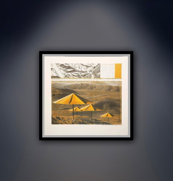 Image 1 of Christo : "Les parapluies (jaunes) - Japon/États-Unis 1991".