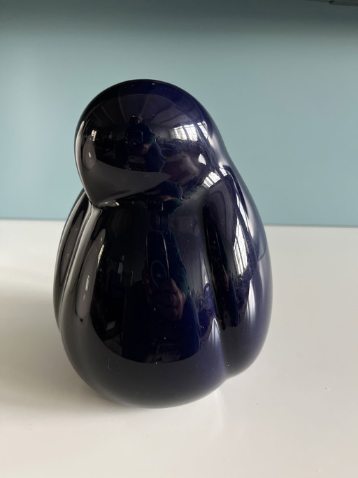 Vitra resting bird small blue