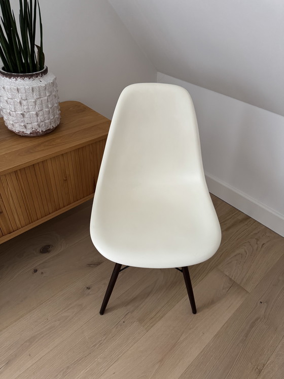 Image 1 of Vitra Aemes DSW 2 chairs pebble maple base