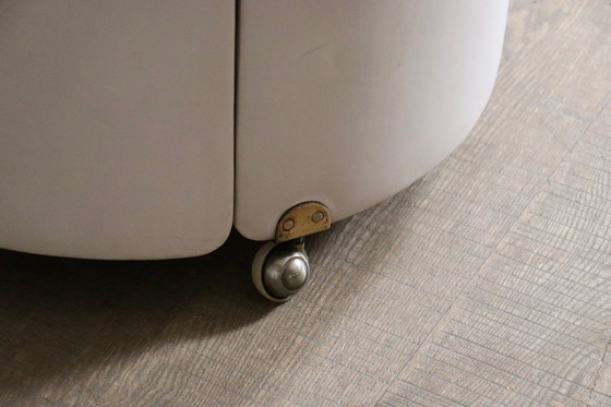 Image 1 of Dilly Dally Vanity door Luigi Massoni, Poltrona Frau, Italië 1968