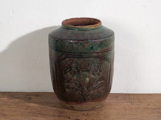 Antieke oosterse Vaas met bloemenreliëf (ca. 1820) #38 – Vazen (photo 38 of 40)