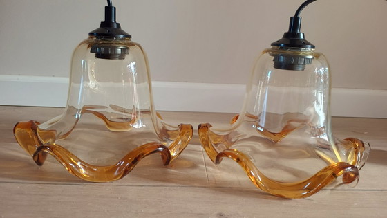 Image 1 of Due lampade a sospensione in vetro di Murano di design italiano vintage, anni '70