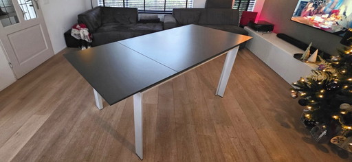 Tavolo da pranzo Presto di Bree's New World