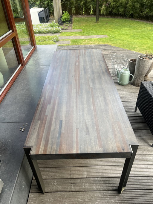 Lintelo Dining Table (Henk Vos)