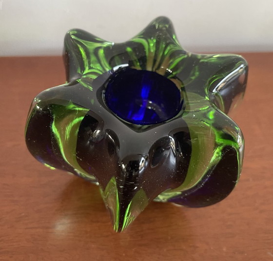 Image 1 of Murano - star-shaped green and cobalt blue glass candlestick