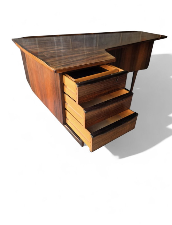 Image 1 of Peter løvig nielsen bureau