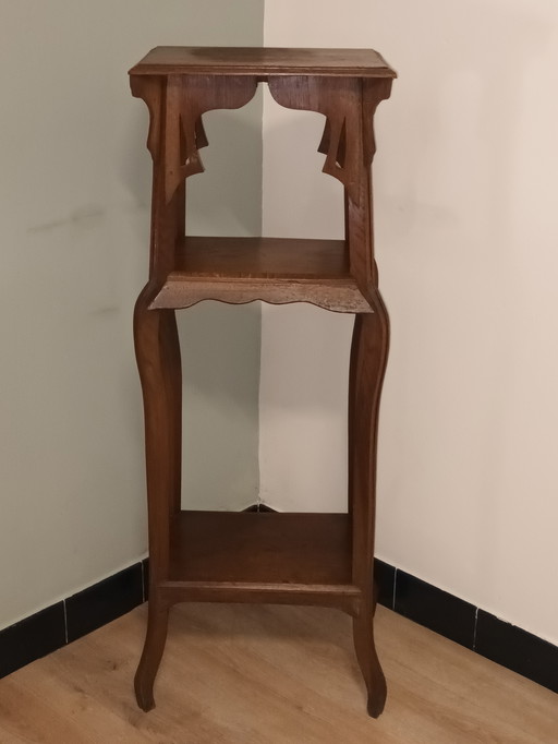 Antiker Pflanzentisch aus Holz