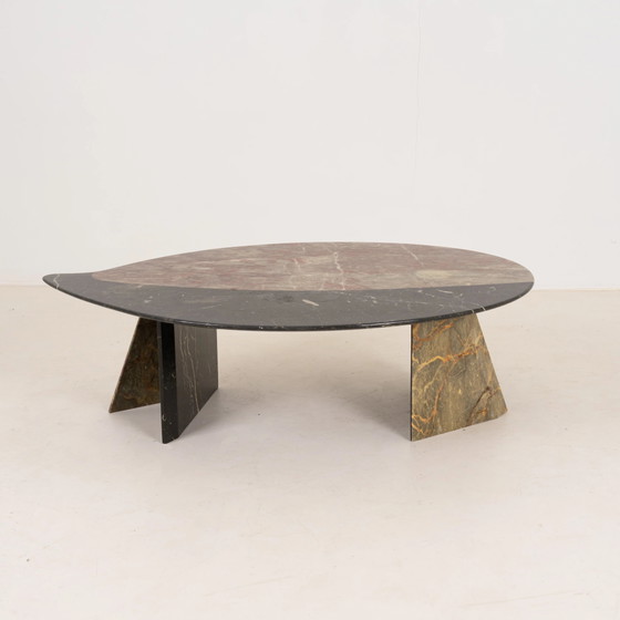 Tavolino Scultoreo Postmoderno in Marmo – Mobili, Marble, Stone (photo 7 of 7)