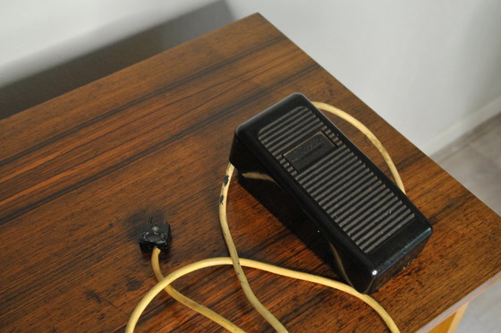 Image 1 of Bernina Favorit Mobili per cucire - Mobile in teak vintage degli anni '60/'70 mobile per giradischi