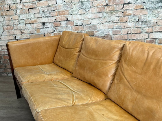 AP Stolen AP63/4 – Cuir marron clair | Hans J. Wegner – Canapés, Leather, Wood (photo 11 of 18)