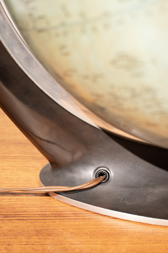 Image 1 of Magnifique globe lumineux