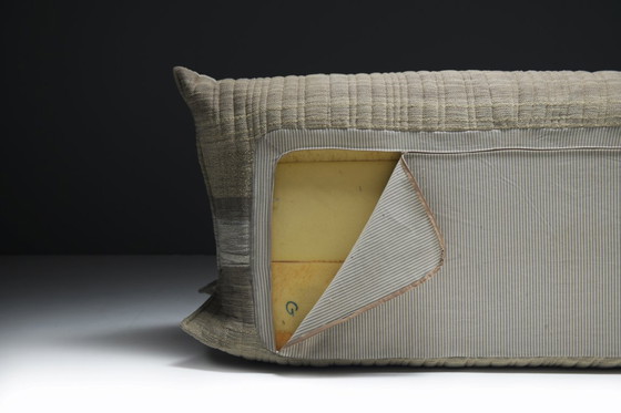 Image 1 of Prachtige YOKO + poef in nieuwe Jacquard wollen stof - Michel Ducaroy - Ligne Roset