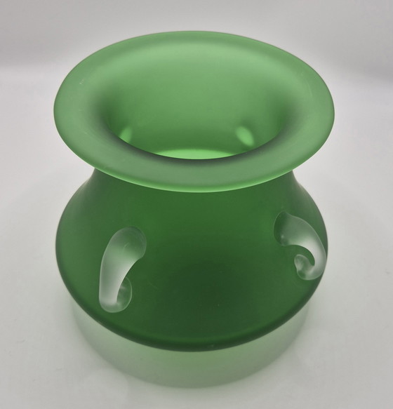 Emerald Green Vase – Decorative Objects, Glass (photo 4 of 5)