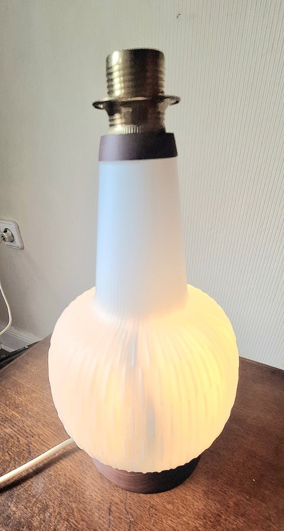 Image 1 of Lámpara de diseño de madera de teca