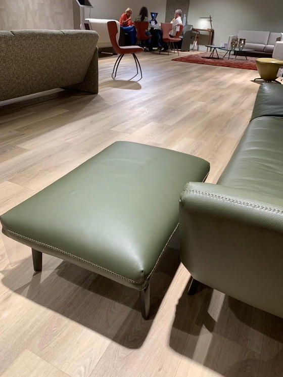 Image 1 of Leolux Devon 3-Sitzer-Sofa olivgrün + Hocker