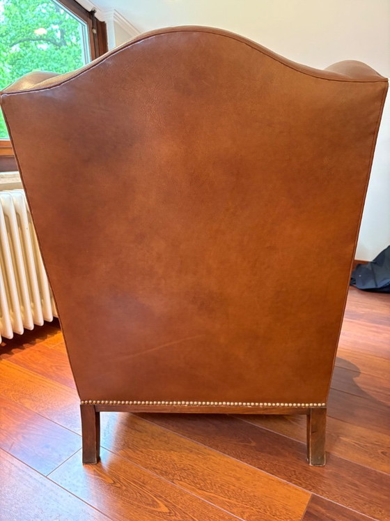 Image 1 of Antieke, Recent opgemaakt English Chesterfield Oorfautuil