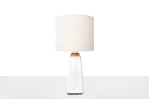 Scandinavian design textured table lamp by Stengods