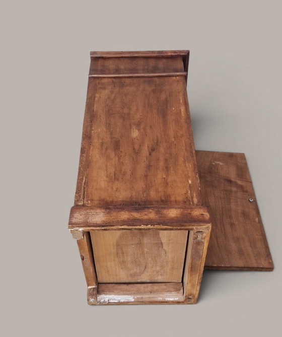 Comodino stile Luigi Filippo - Legno e marmo grigio, Epoca XIX secolo, Comodini, Marrone (foto 4 di 15)