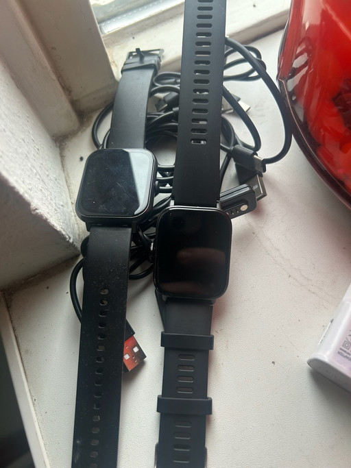 2x Smartwatch