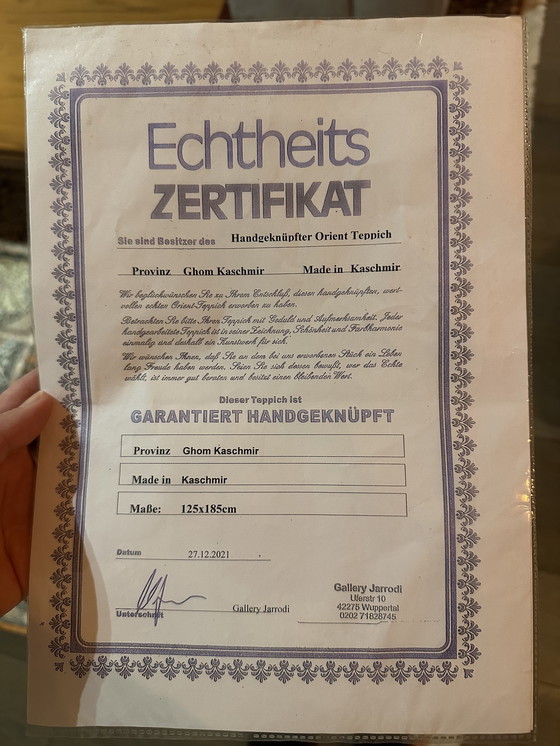 Image 1 of Tappeto Kashmir in seta tessuta a mano su cotone