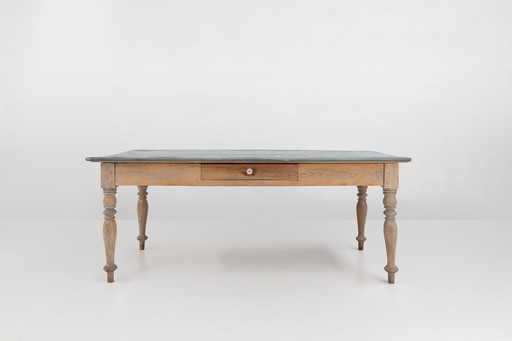 Table à manger rustique en bois de pin français avec plateau en zinc, vers 1850