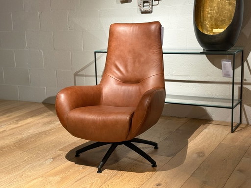 Elize  leer – Cartel Living, fauteuils, Leather (photo 2 of 6)