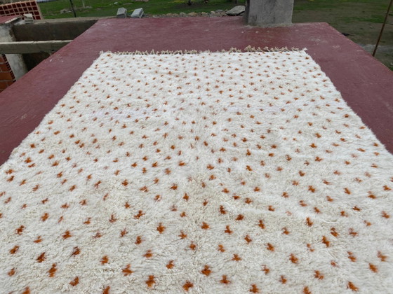 Tapis Beni Ouarain Authentique 3.3x2.3M Laine Écrue Motifs Terracotta – Coton, Scandinavian (photo 11 of 14)