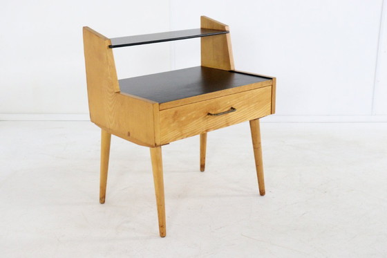 Image 1 of Ensemble de 2 tables de chevet Everest vintage