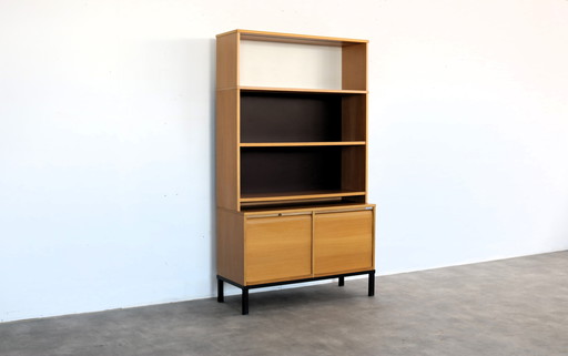 Archives et bibliothèque de Vintagen Kinnarps