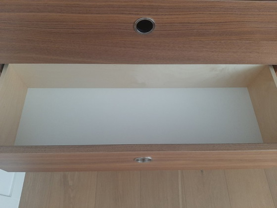 Image 1 of WANDGESTALTUNG STRINGMÖBEL