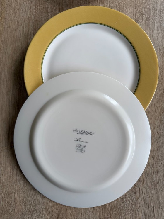 Image 1 of Assiettes plates en porcelaine J.G. Durand