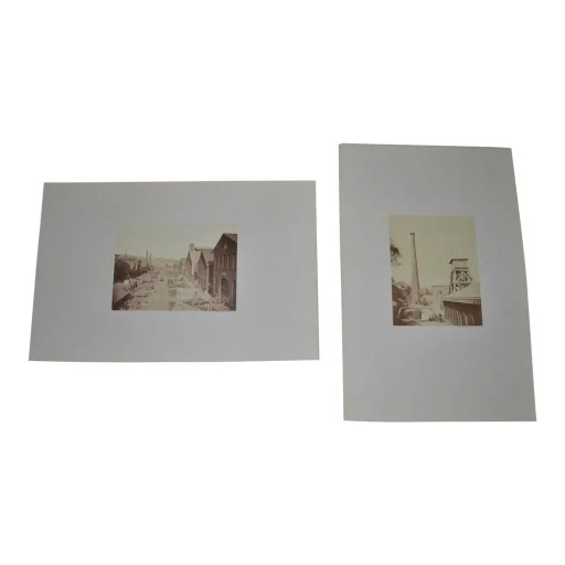 Zwei Albuminabzüge 19. Jh. Frankreich, Le Creusot - die Schneider Fabriken - Fotograf Larcher