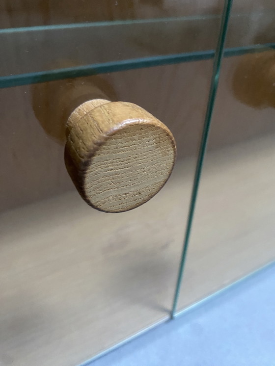 Image 1 of Vintage vitrine hangkastje uit jaren 70/80