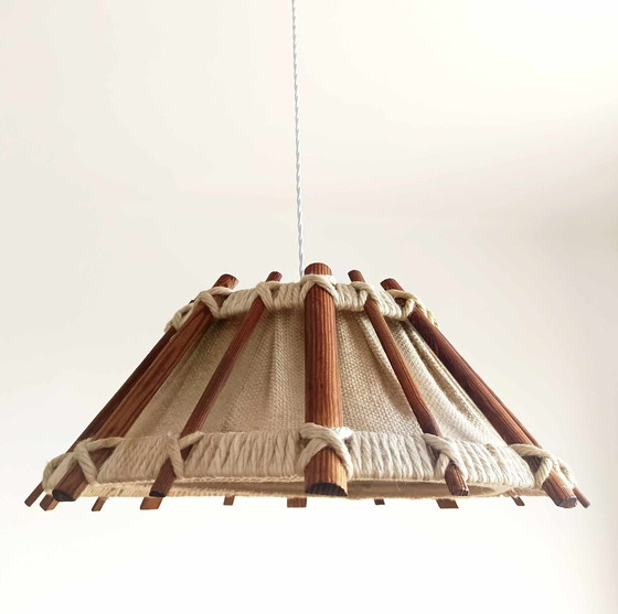 Image 1 of Lámpara colgante escandinava de cuerda y madera, 1970