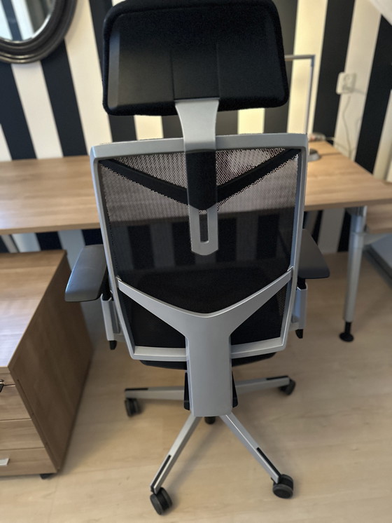 Image 1 of Scrivania + contenitore con ruote + sedia da ufficio Palmberg