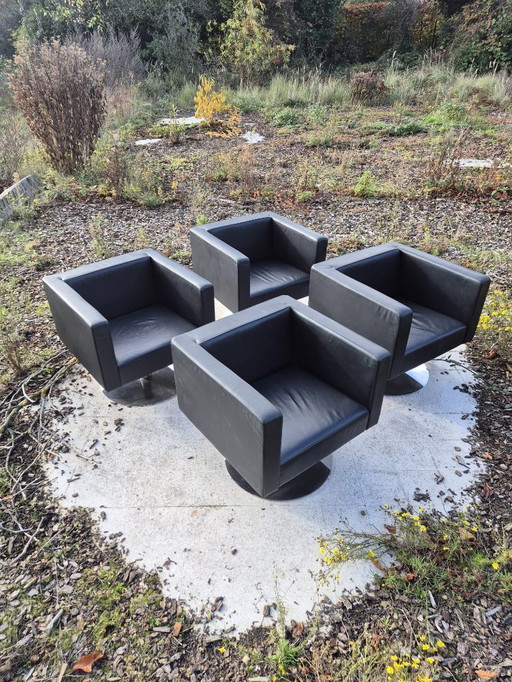 2 x Offect Solitaire by Alfredo Häberli