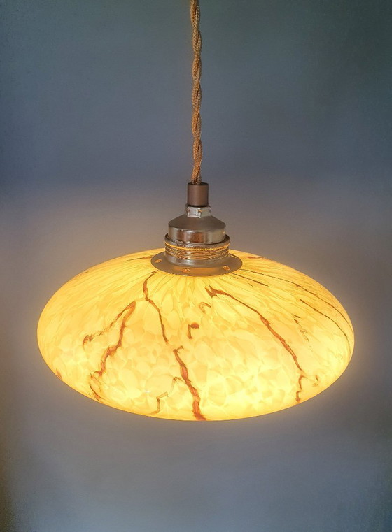 Image 1 of Suspension vintage - verre opalin - abat-jour marbré