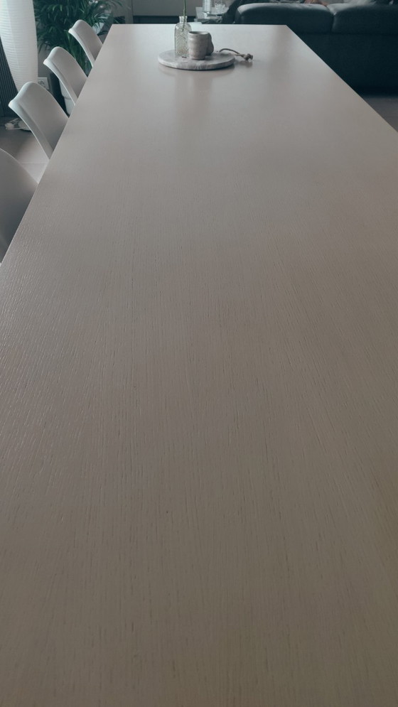 Image 1 of Tavolo in legno impiallacciato 3 metri