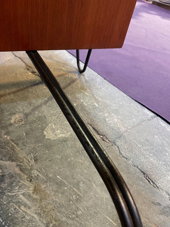 Image 1 of Bureau vintage années 1960