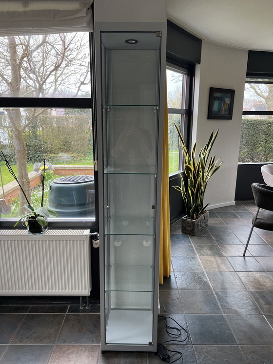 Image 1 of Vitrinekast SDB